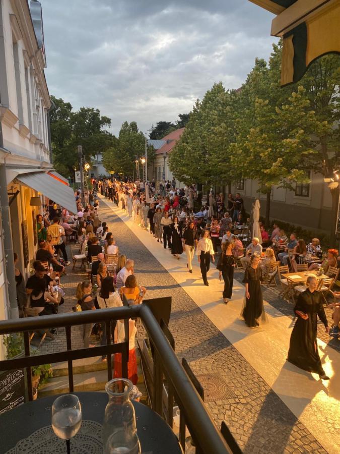 Kedves Vendeghaz Bed & Breakfast Balatonfured